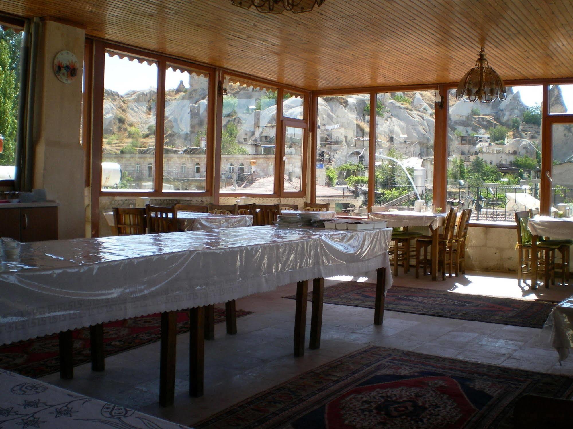 Nature Park Cave Hotel Göreme Exteriör bild
